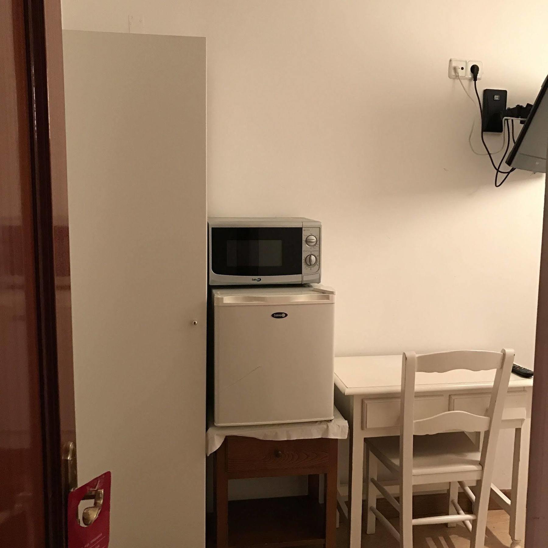 Hostal La Estrella Madrid Kültér fotó
