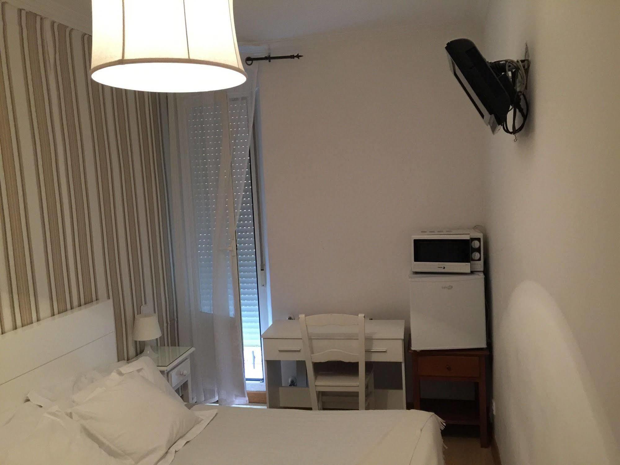 Hostal La Estrella Madrid Kültér fotó