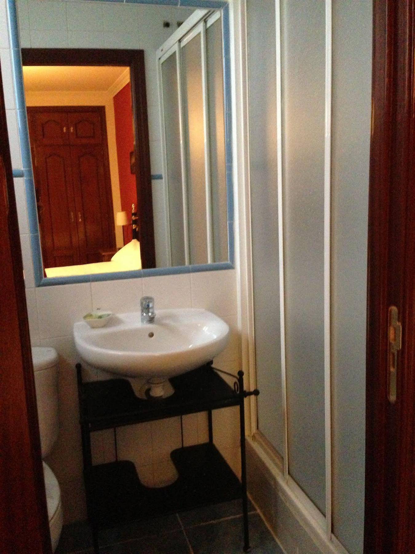 Hostal La Estrella Madrid Kültér fotó