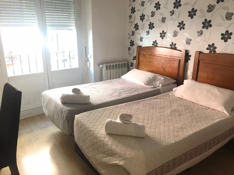 Hostal La Estrella Madrid Kültér fotó